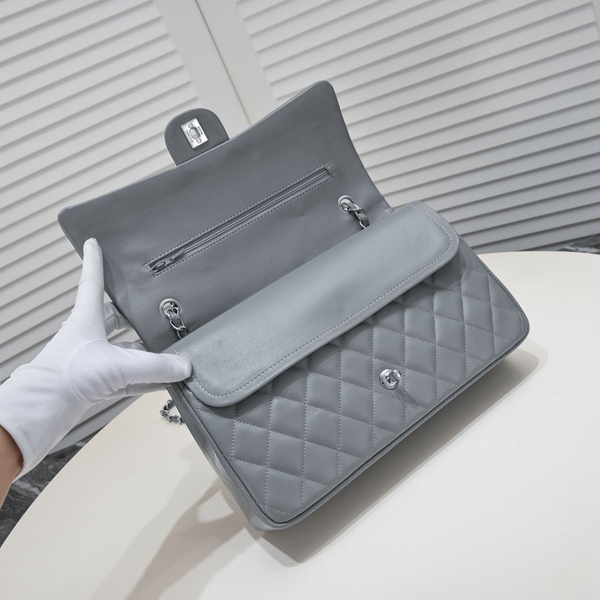 シャネルバッグ素材ディテール